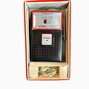 Vintage Sinclair Dino Supreme Gas Station Transistor Radio W/ Original Packaging